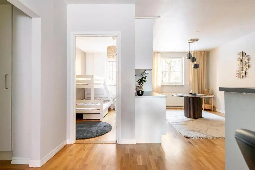 100 Sqm Apartment In Stockholms Finest Area - Oestermalm  Stockholm