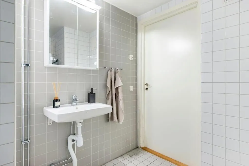 100 Sqm Apartment In Stockholms Finest Area - Oestermalm  Stockholm