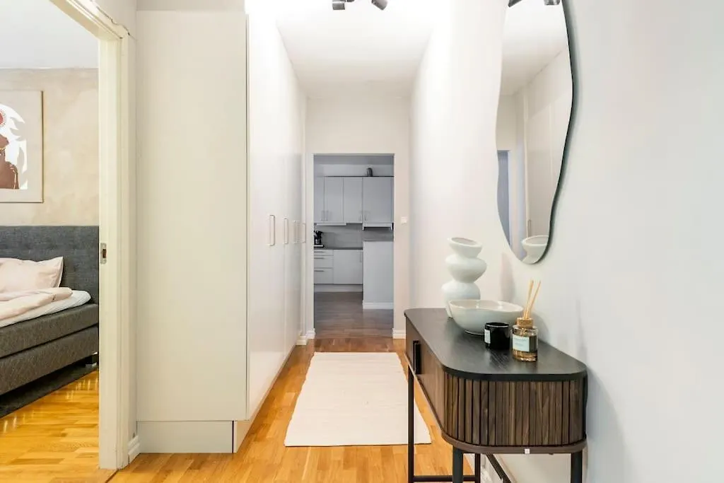100 Sqm Apartment In Stockholms Finest Area - Oestermalm Sweden